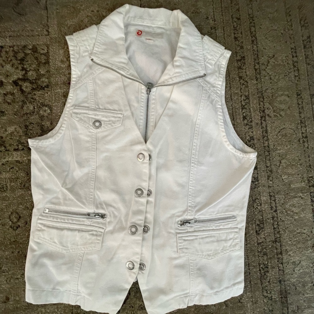 Men’s denim vest